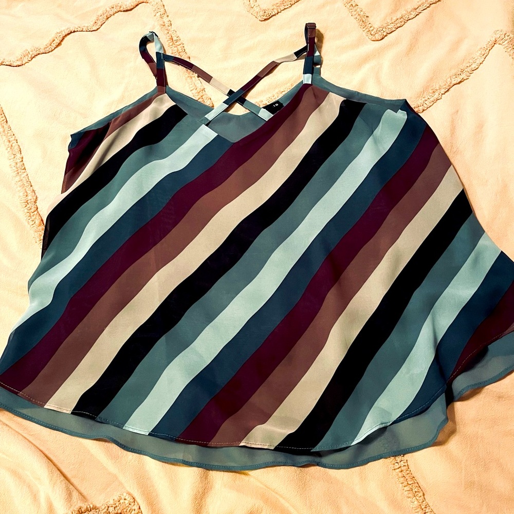 Torrid size 00 criss cross tank